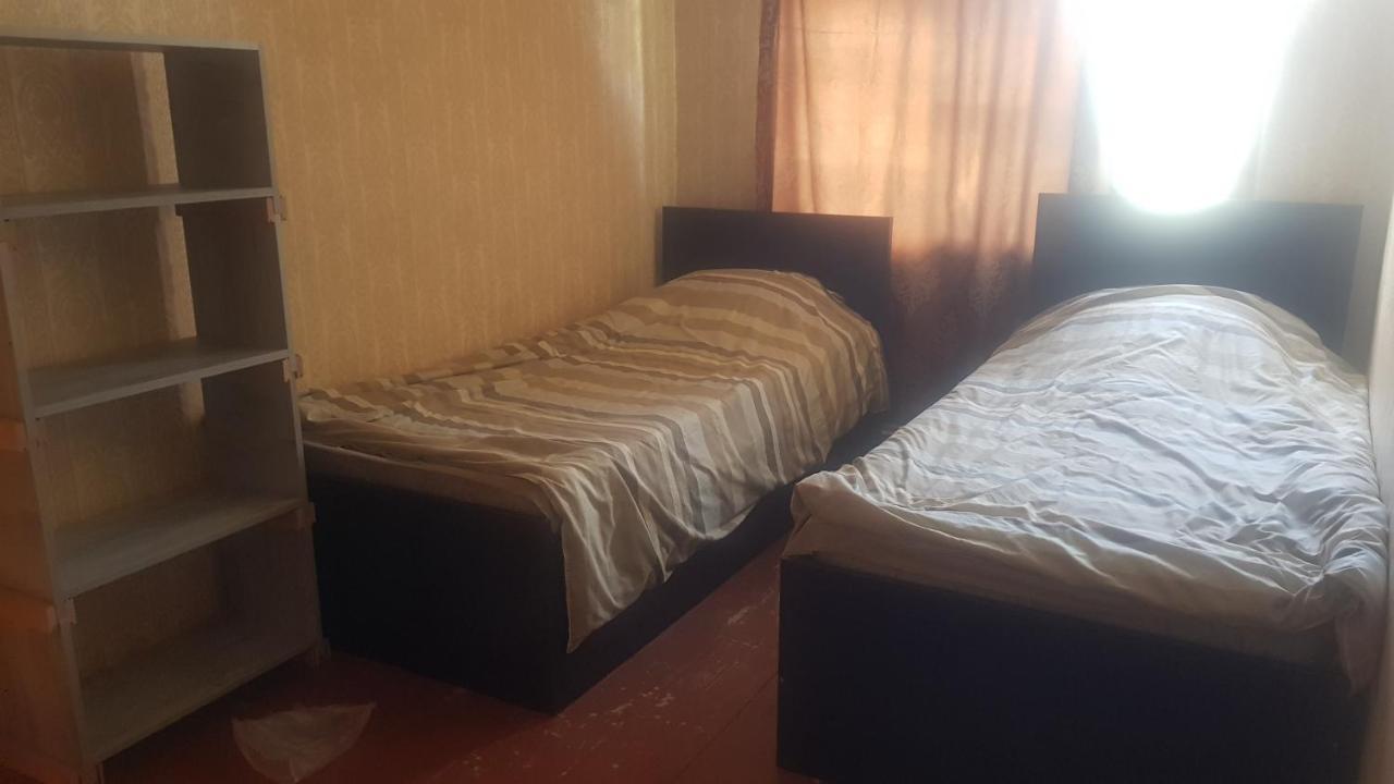 Hostel The Misty Mountains Mestia Bagian luar foto