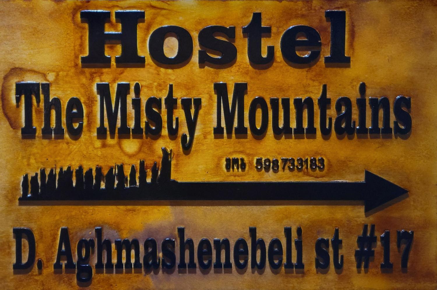 Hostel The Misty Mountains Mestia Bagian luar foto